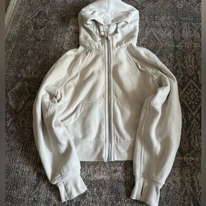 Lululemon full zip Scuba jacket in XS/S, off- white color